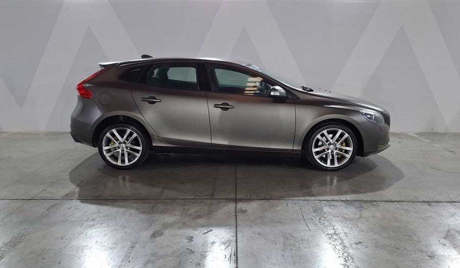 Volvo V40 1.5 ADDITION T3 Hatchback 2016