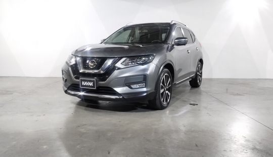 Nissan • X-Trail