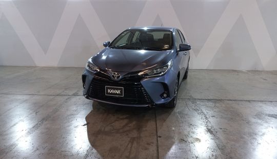 Toyota • Yaris