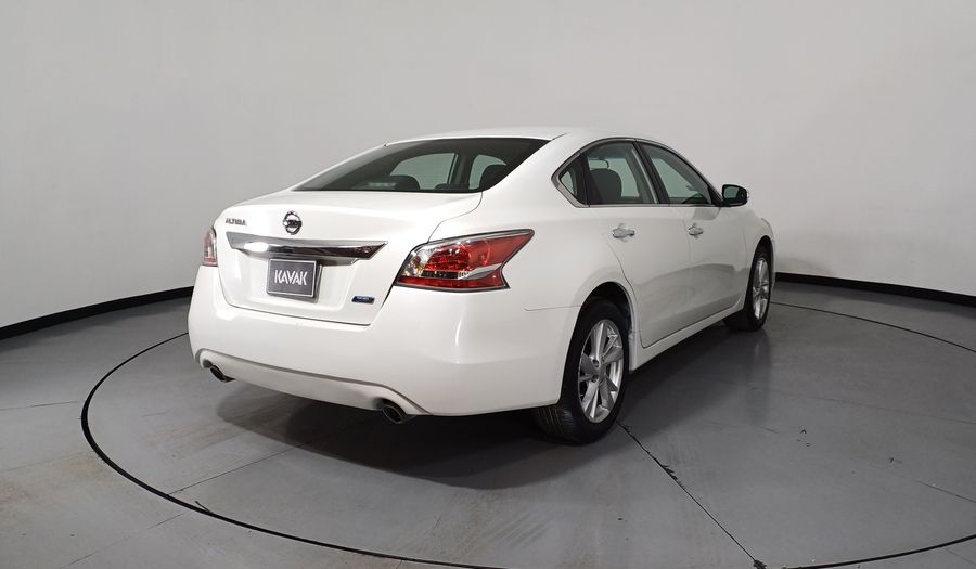 Nissan Altima 2.5 SENSE CVT Sedan 2014