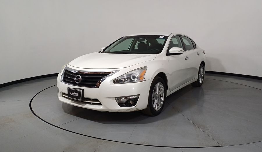 Nissan Altima 2.5 SENSE CVT Sedan 2014