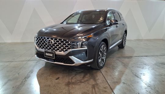 Hyundai • Santa Fe