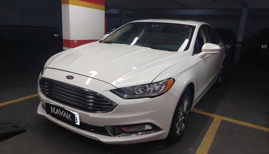 Ford • Fusion