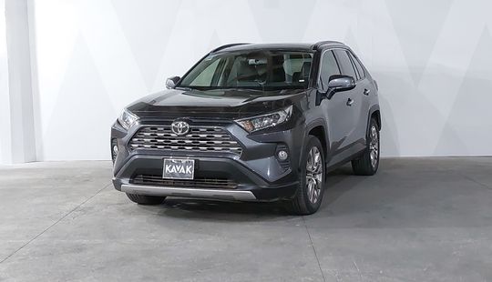 Toyota • RAV4