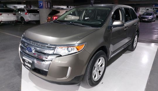 Ford • Edge