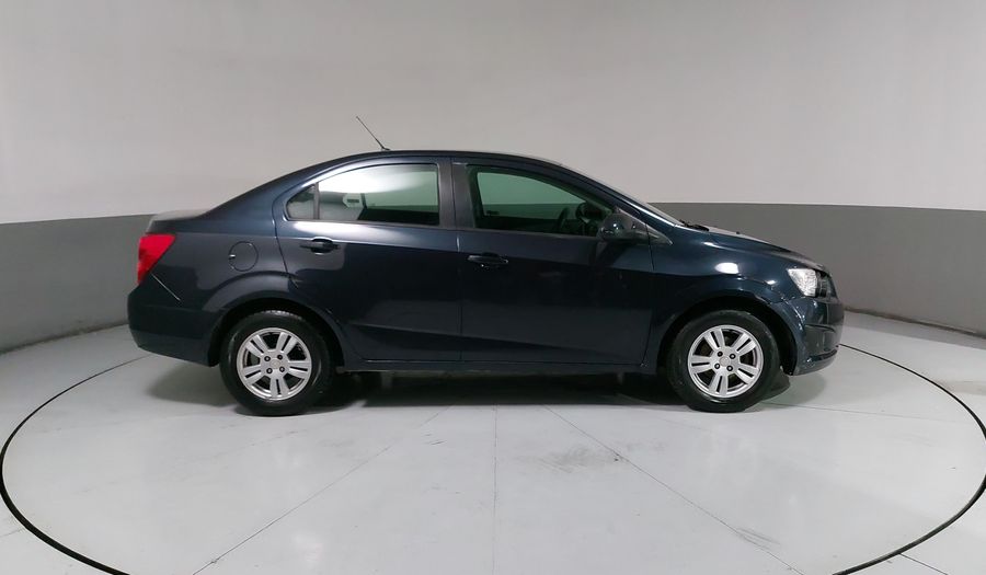 Chevrolet Sonic 1.6 MT D LT Sedan 2016