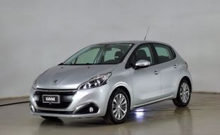 Peugeot • 208