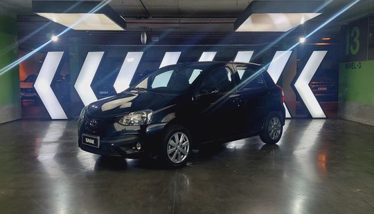 Toyota • Etios