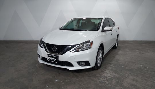 Nissan • Sentra