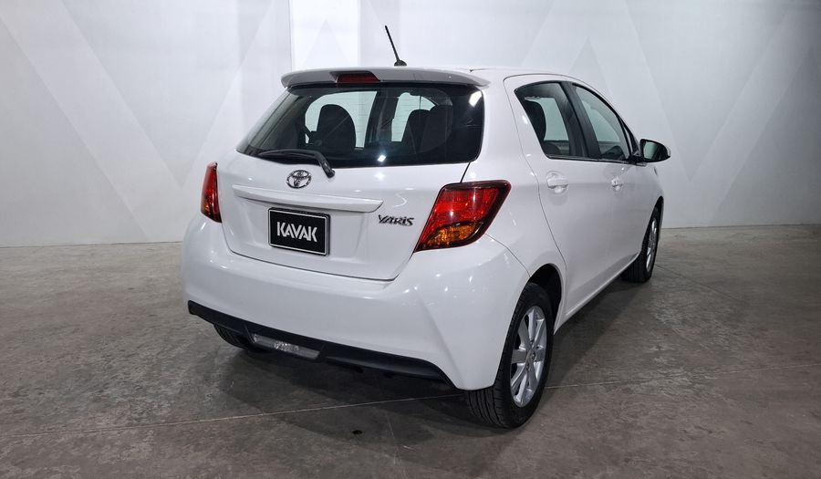 Toyota Yaris 1.5 SE AT 5PTAS Hatchback 2016