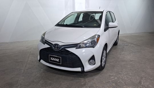 Toyota • Yaris