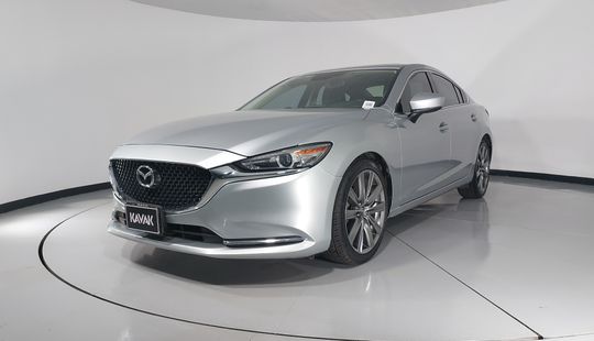 Mazda • Mazda 6