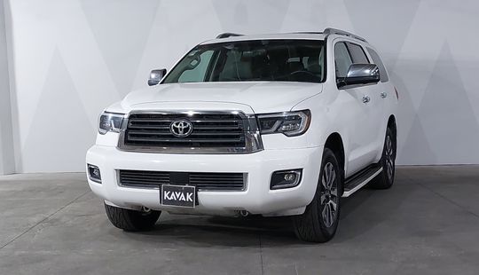 Toyota • Sequoia