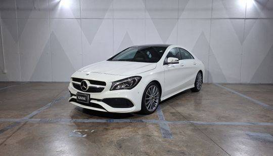 Mercedes Benz • Clase CLA