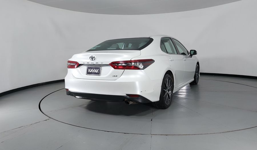 Toyota Camry 2.5 XLE AUTO Sedan 2021