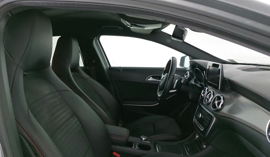 Mercedes Benz Clase Gla 2.0 GLA 250 SPORT DCT Suv 2020