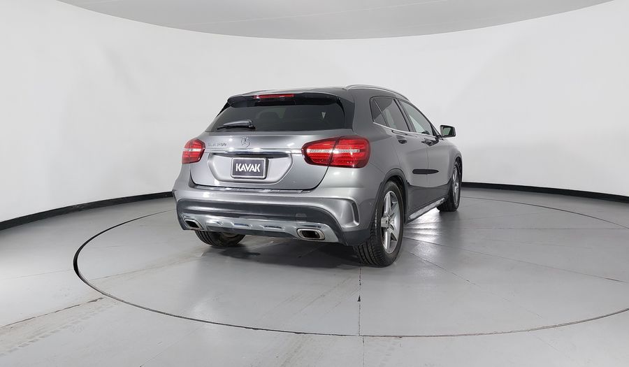 Mercedes Benz Clase Gla 2.0 GLA 250 SPORT DCT Suv 2020