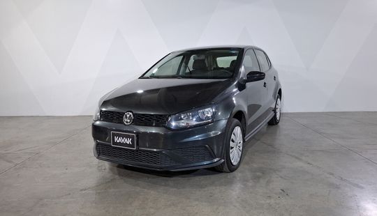 Volkswagen • Polo