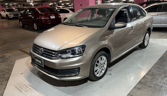 Volkswagen • Vento