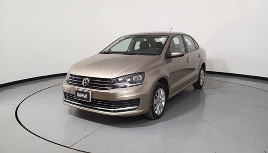 Volkswagen • Vento