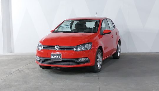 Volkswagen • Polo