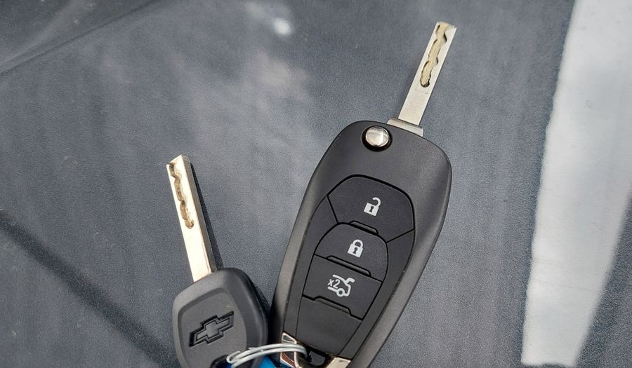 Chevrolet Onix + 1.2 LS Sedan 2024