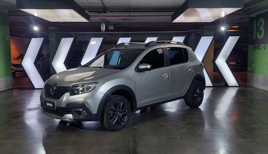 Renault • Sandero Stepway