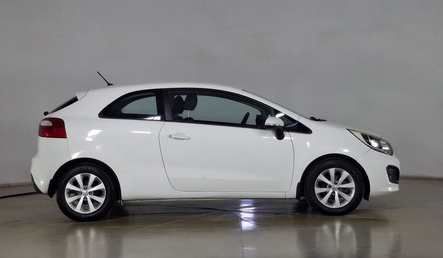 Kia Rio 3 1.4 EX 3HB Hatchback 2015