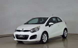 Kia • RIO 3