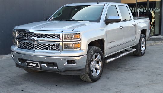 Chevrolet • Silverado