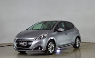 Peugeot • 208