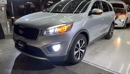 Kia • Sorento