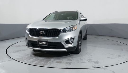 Kia • Sorento