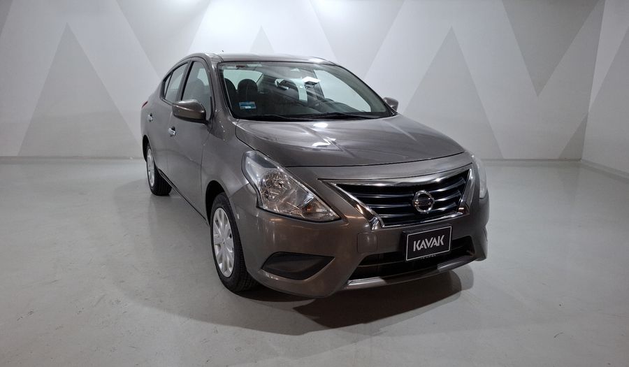 Nissan Versa 1.6 SENSE TA AC Sedan 2015