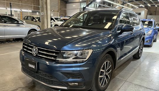 Volkswagen • Tiguan