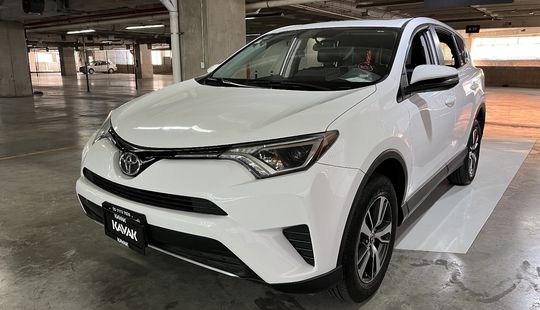 Toyota • RAV4