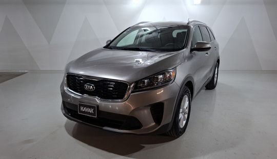 Kia • Sorento