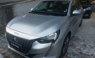 Peugeot • 208