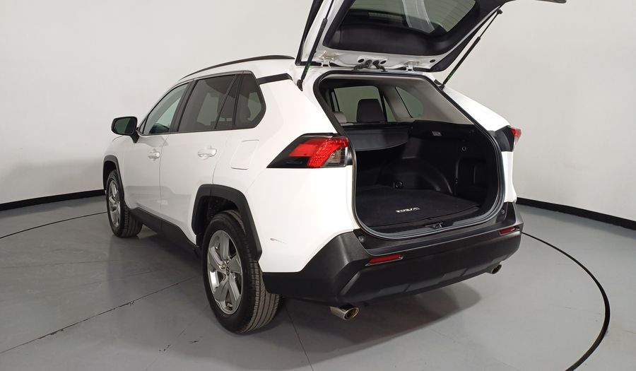 Toyota Rav4 2.5 XLE AUTO Suv 2021