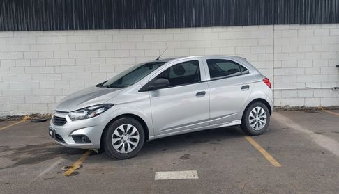 Chevrolet Onix 1.4 LT Hatchback 2018