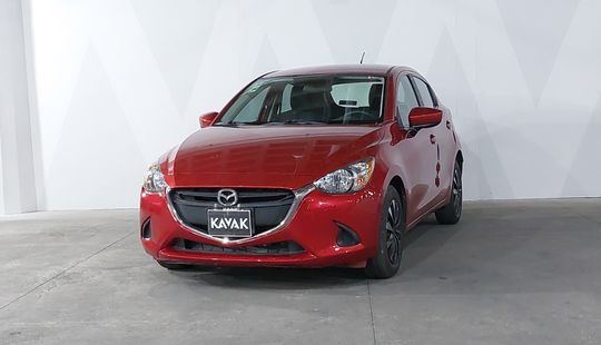 Mazda • Mazda 2