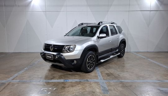 Renault • Duster