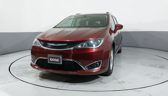 Chrysler • Pacifica