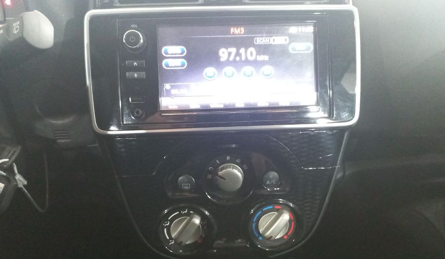 Nissan March 1.6 ADVANCE Hatchback 2021