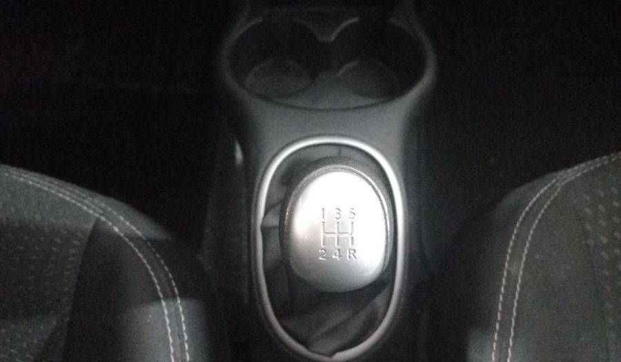 Nissan March 1.6 ADVANCE Hatchback 2021