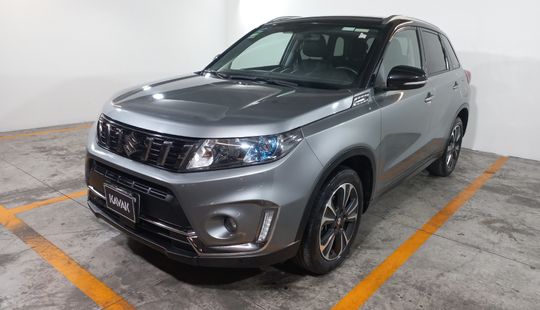 Suzuki • Vitara