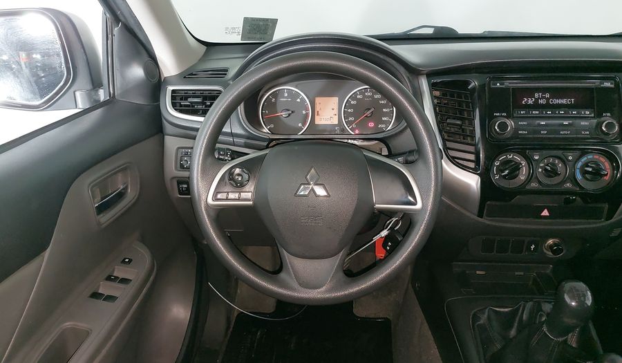 Mitsubishi L200 2.5 GLS DIESEL 4WD Pickup 2019