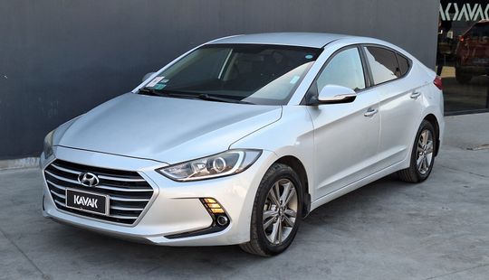 Hyundai • Elantra