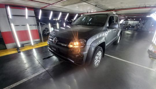 Volkswagen • Amarok