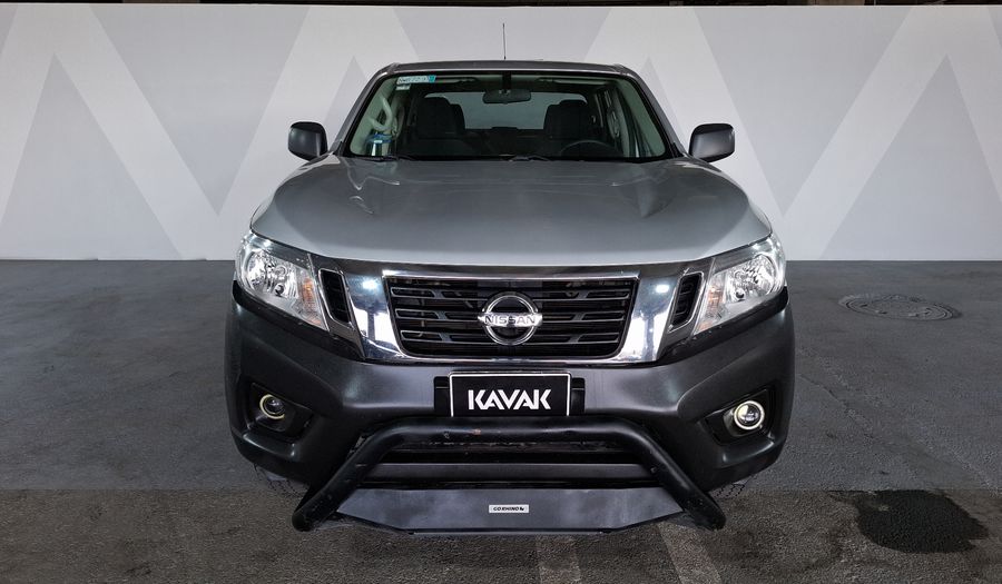 Nissan Np300 2.5 DOBLE CABINA SE AC PAQ SEG Pickup 2020